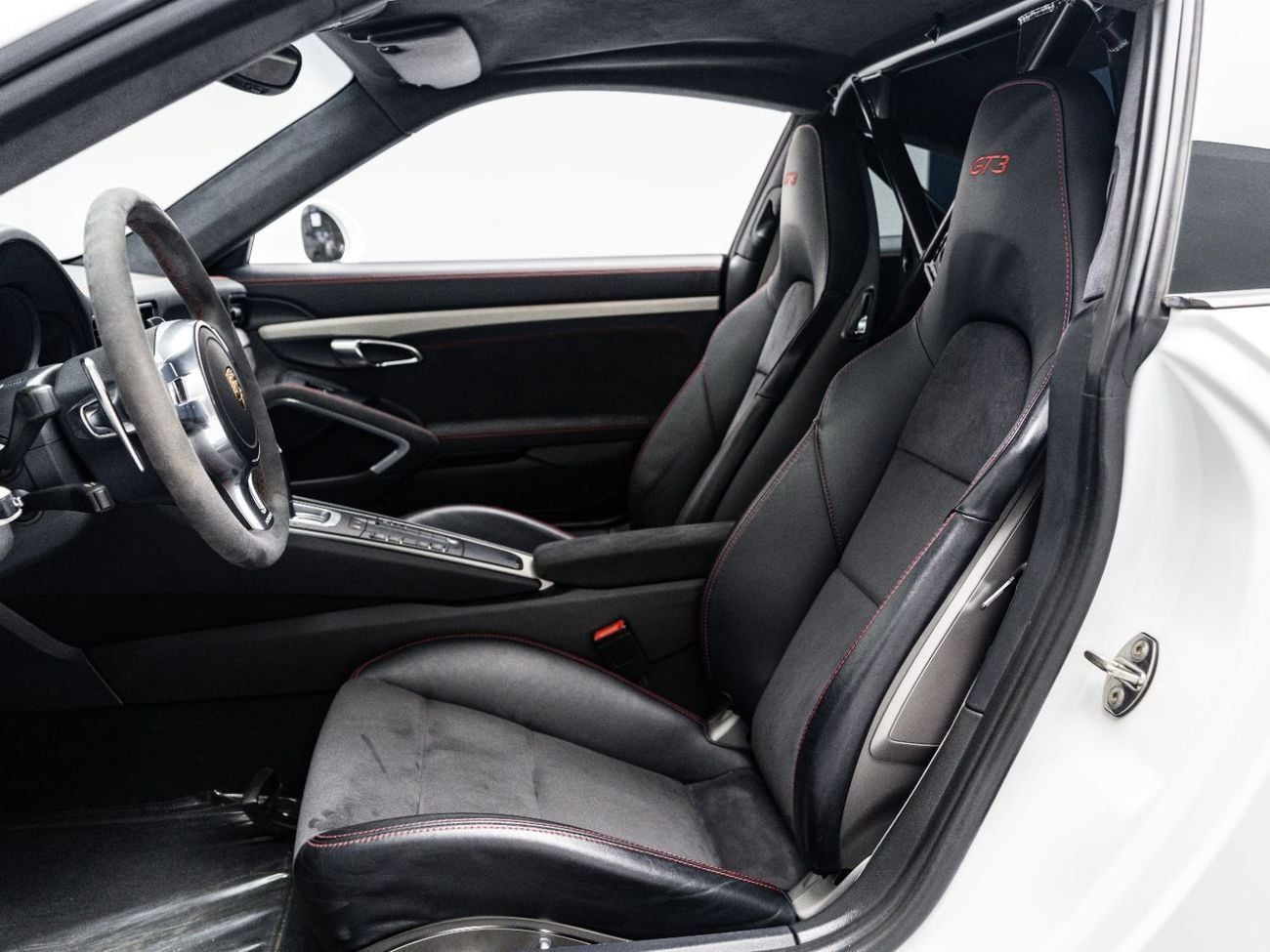 Porsche 911 GT3 3.8L (475 HP) Coupe 2027 Porsche Warranty