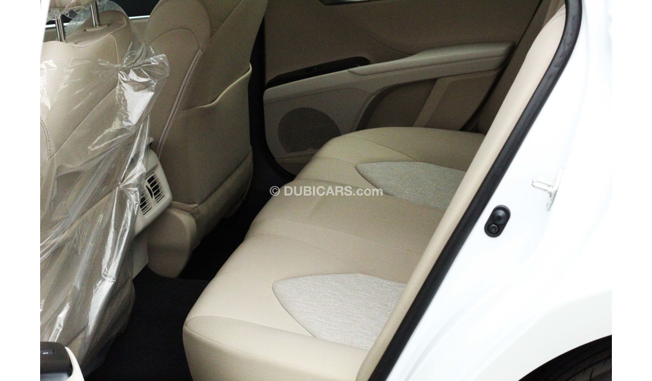 تويوتا كامري 2.5 GLE AT