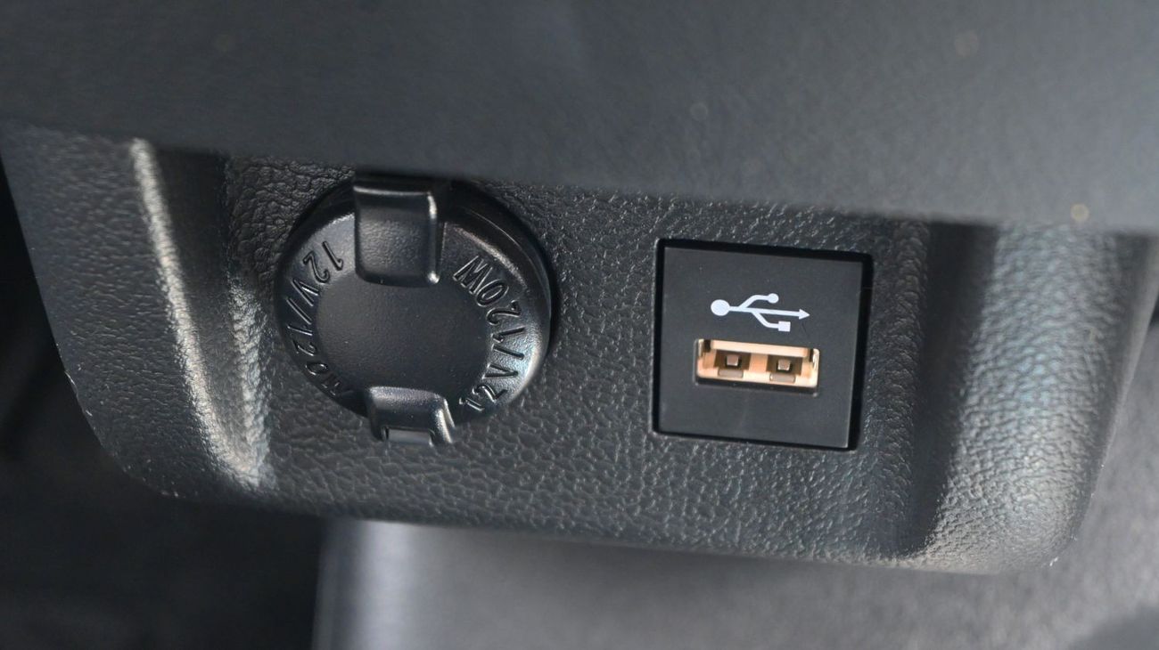 تويوتا جرافينا Toyota Granvia 2025 3.5L Petrol RWD 9 Seats Transmission Automatic  Black Outside Black Inside