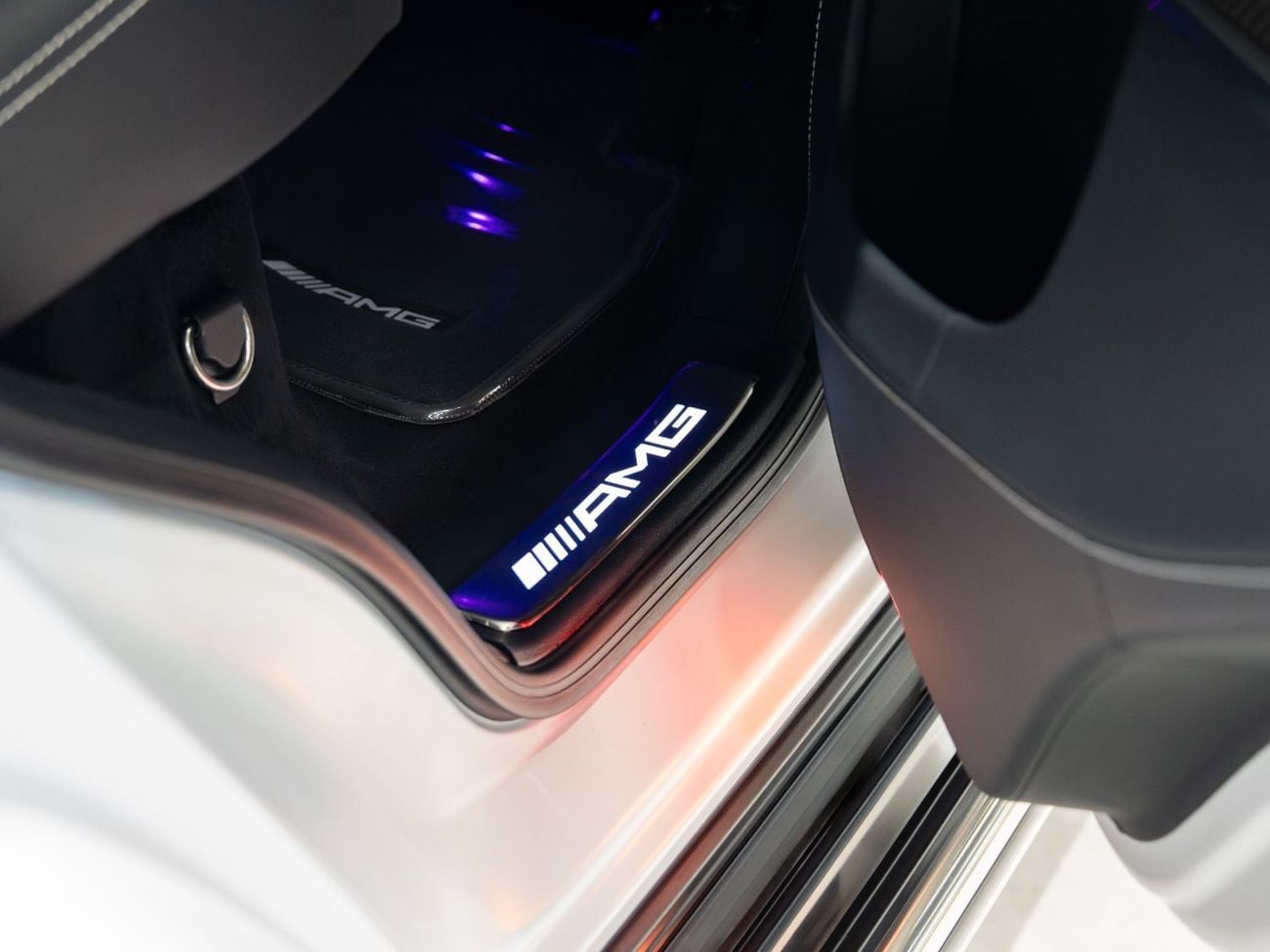 مرسيدس بنز G 63 AMG 2024 | Matte White | Low Mileage | Perfect Condition