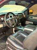 Ford F-150 SVT RAPTOR SUPER CAB