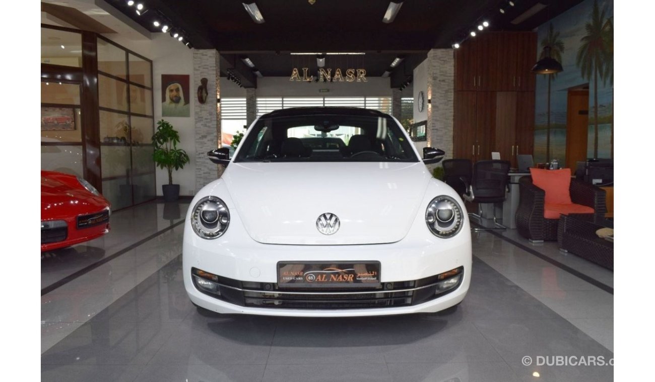 Volkswagen Beetle SEL صبغ وكاله | Beetle 2.0L | GCC Specs | Original Paint | Single Owner | Excellent Condition | Acci