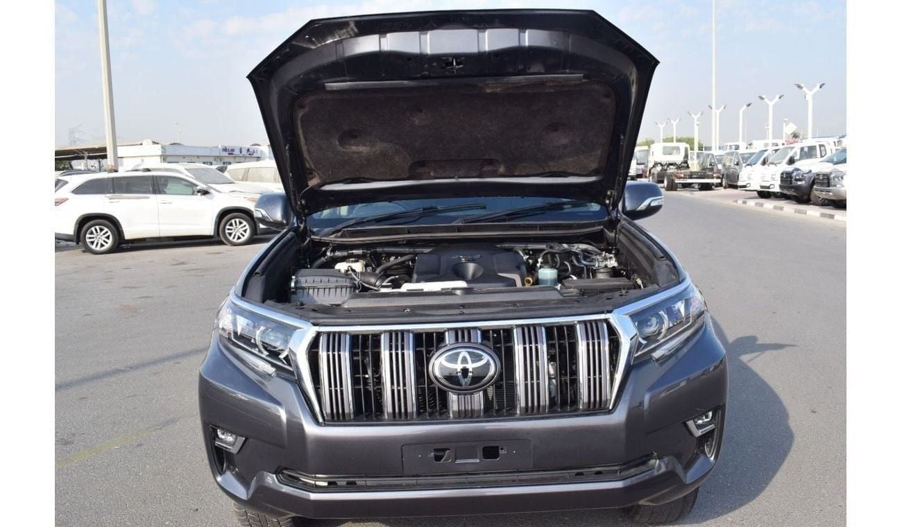 تويوتا برادو Diesel 2.8 Liter Right Hand Drive 4 Doors Manual Gear