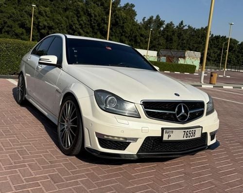 Mercedes-Benz C 63 AMG Std 6.2L