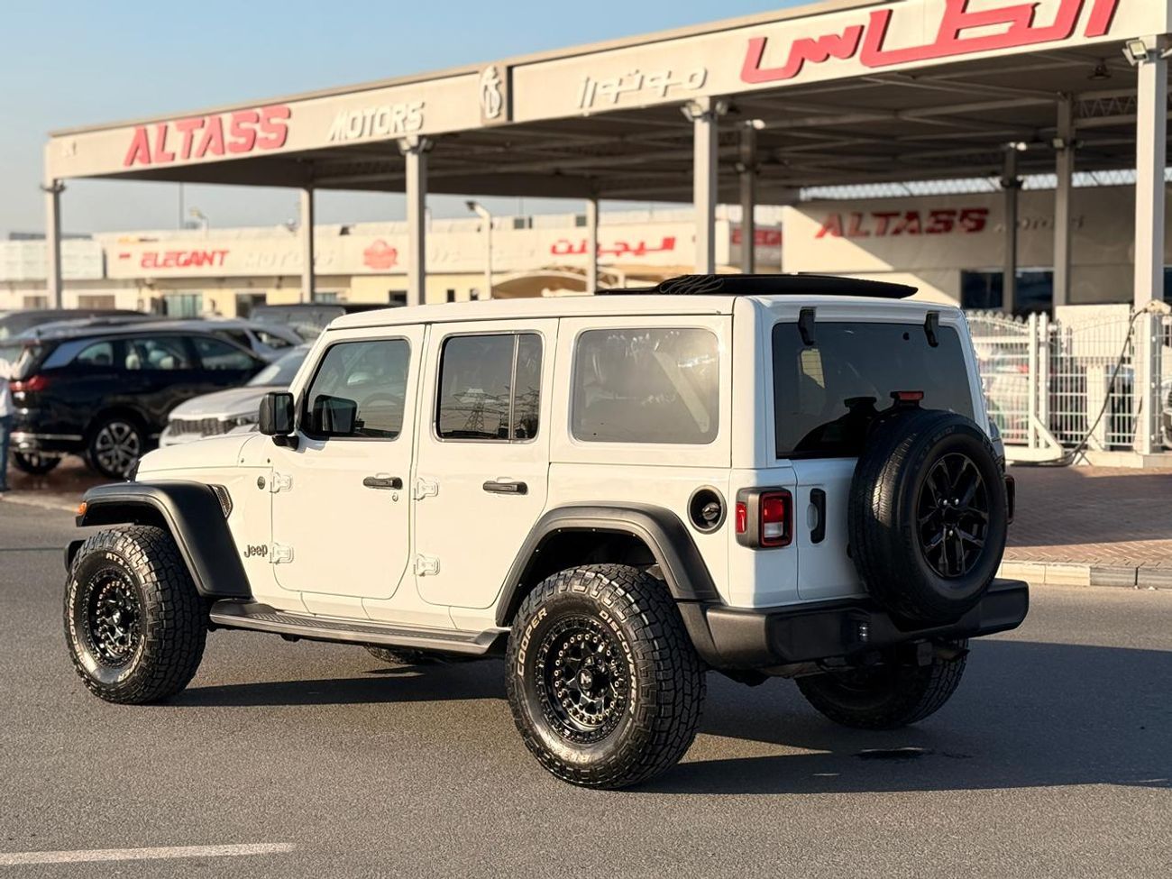 Jeep Wrangler Sport S 3.6L A/T