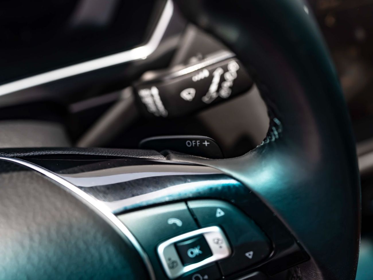 Volkswagen Tiguan SEL 2.0L