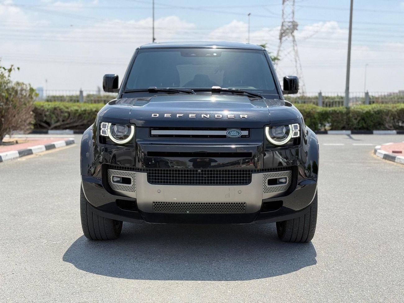 لاند روفر ديفندر P400 90 HSE 3.0L (5 Seater)