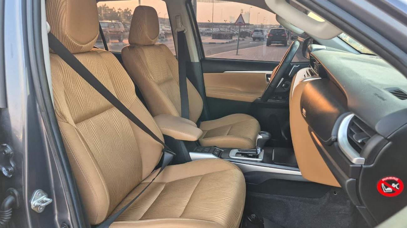 Toyota Fortuner GXR 4.0L (278 HP)