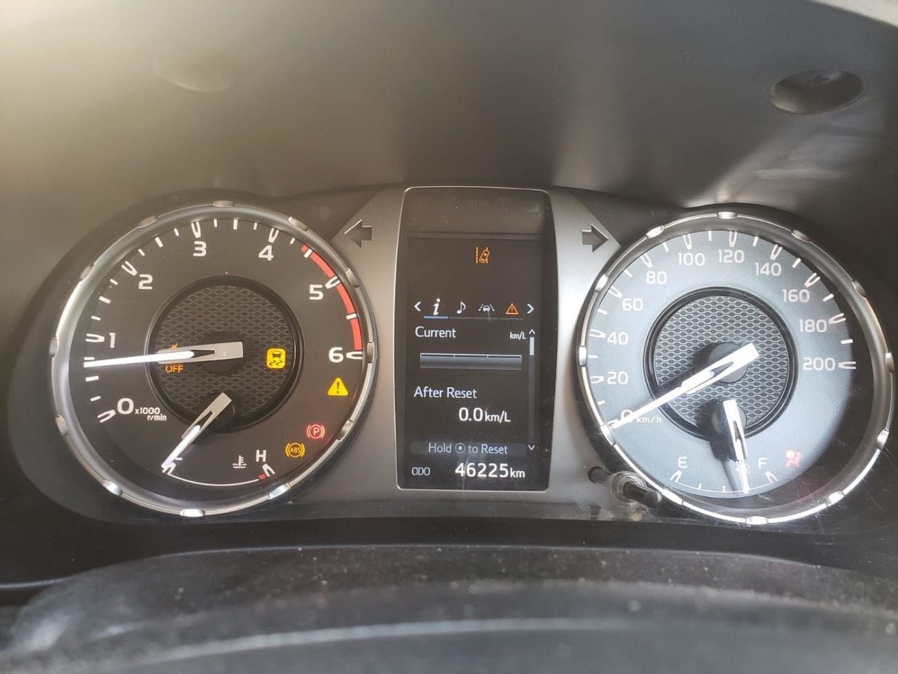 Toyota Hilux ADVENTURE SR5