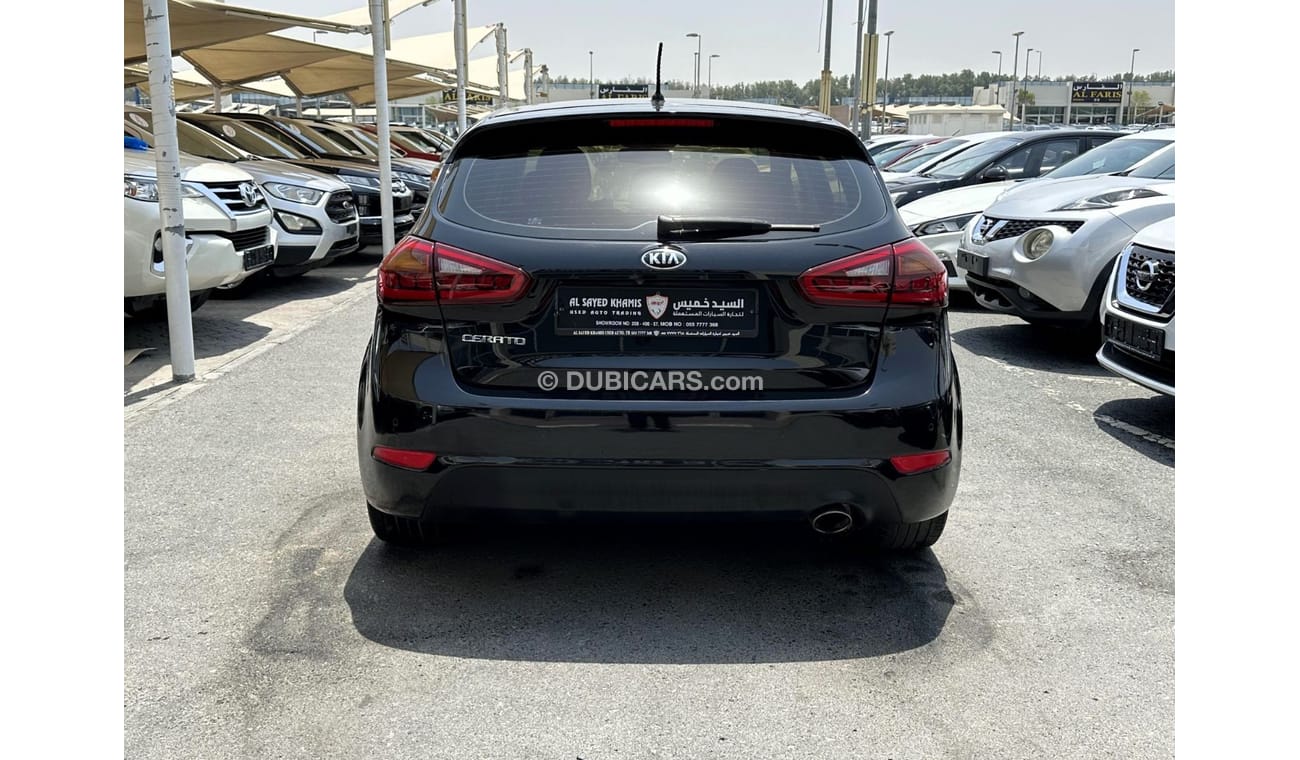Kia Cerato SX ACCIDENTS FREE - GCC - PERFECT CONDITION INSIDE OUT - ENGINE 1600 CC