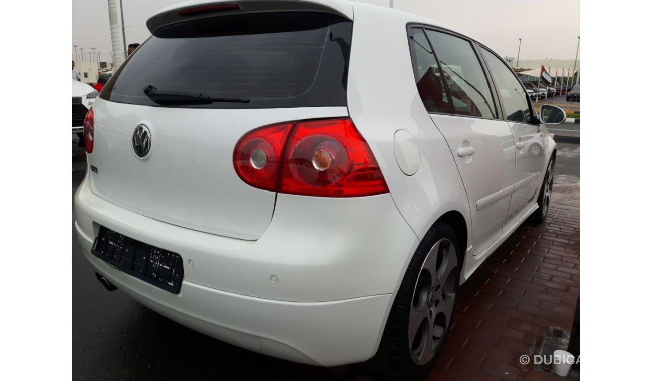 فولكس واجن جولف GOLF GTI