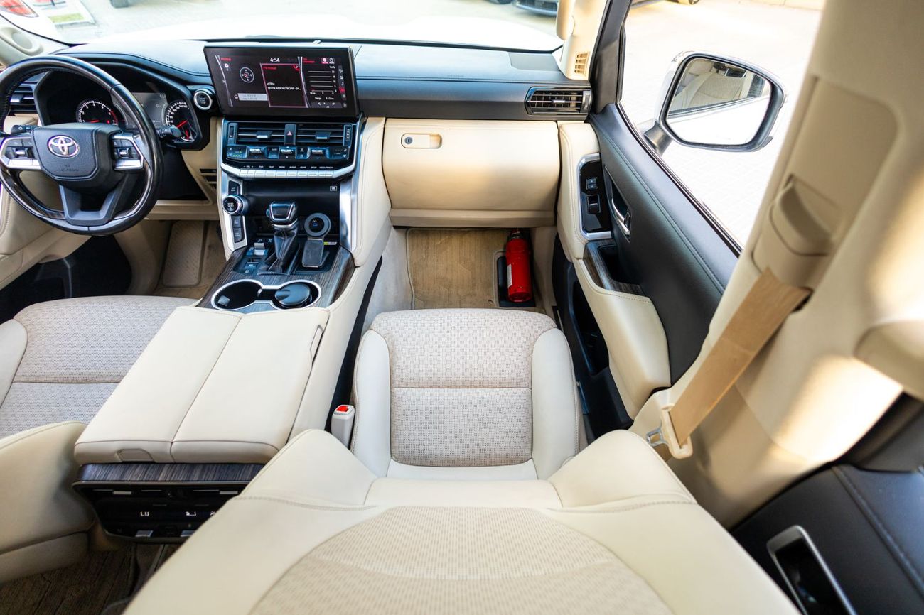 Toyota Land Cruiser VXR 4.0L