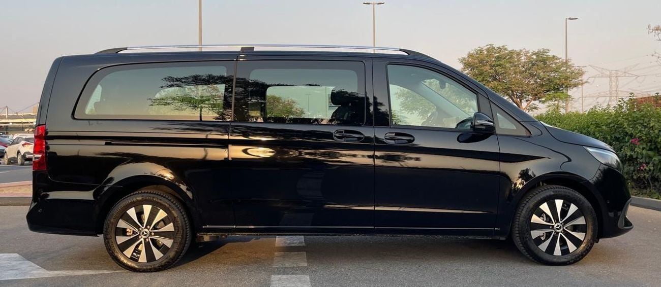 مرسيدس بنز V 300 5 years Warranty 2025 GCC