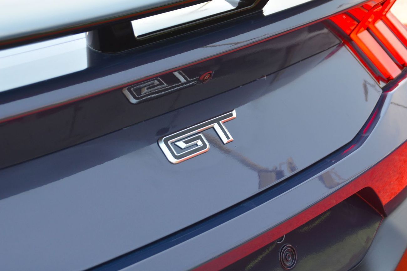 Ford Mustang GT 5.0L (435 HP) Coupe A/T PREMIUM GT WITH ACTIVE EXHAUST