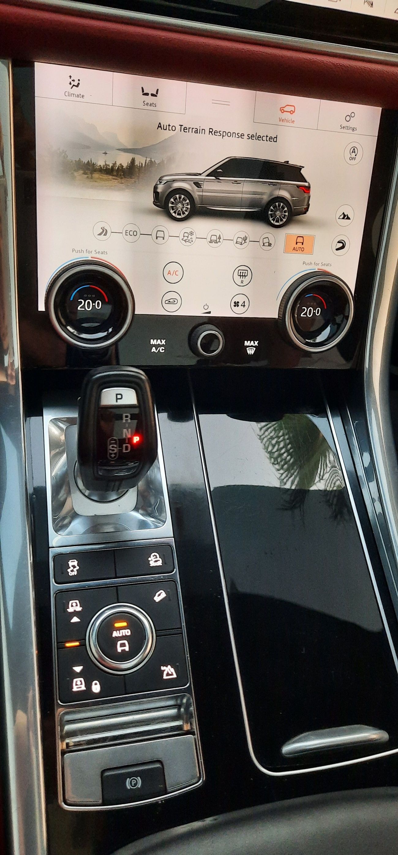 لاند روفر رينج روفر سبورت 2021 V8 GCC