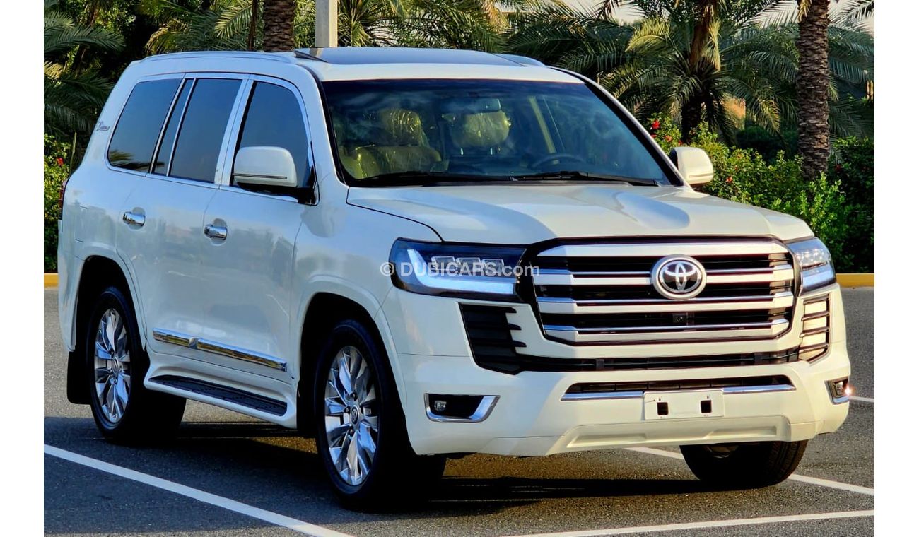 تويوتا لاند كروزر facelifted