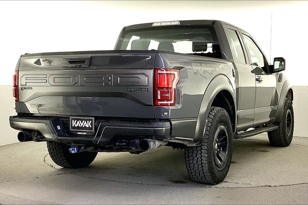 Ford F 150 Raptor Luxury - Super Cab | Guaranteed Warranty | 0 Down Payment