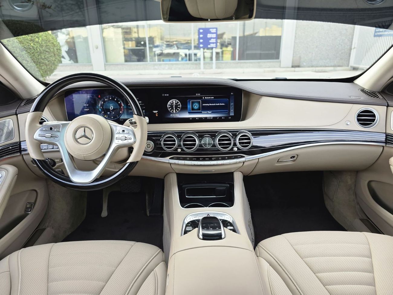 مرسيدس بنز S 560 اكسكلوسيف نسخة