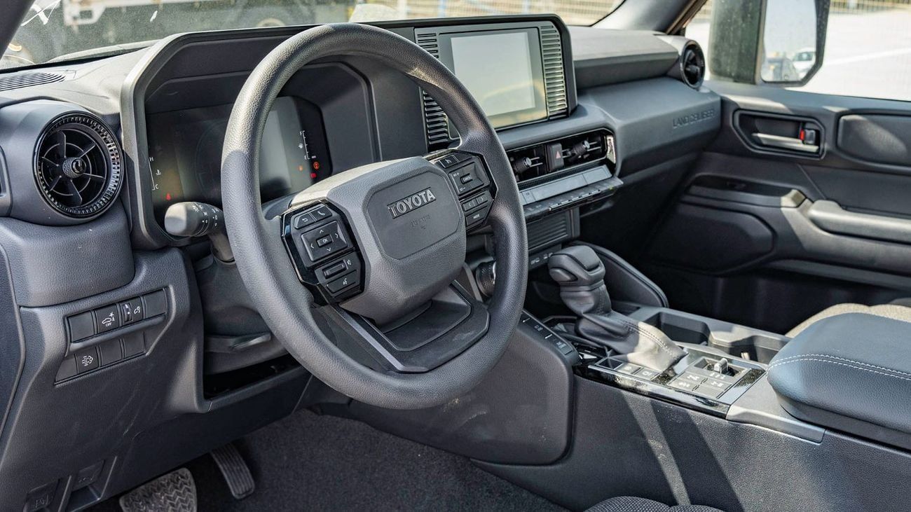 تويوتا برادو 2024 Toyota Prado DSL Basic 2.8L Diesel AT