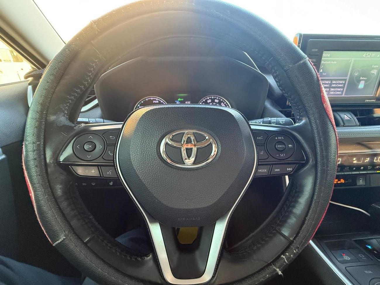 تويوتا راف ٤ XLE 2.5L