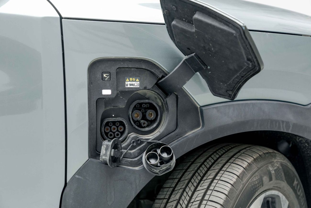 Kia EV5 2023 KIA EV5 AIR 530 - Green inside Grey | Export Only