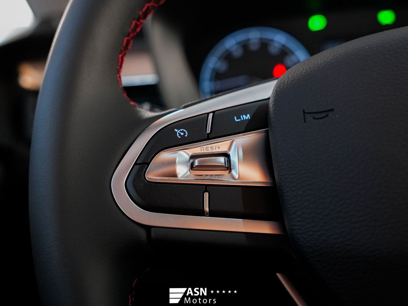 Livan X3 Pro 2025 1.5 Turbo (Export Price)