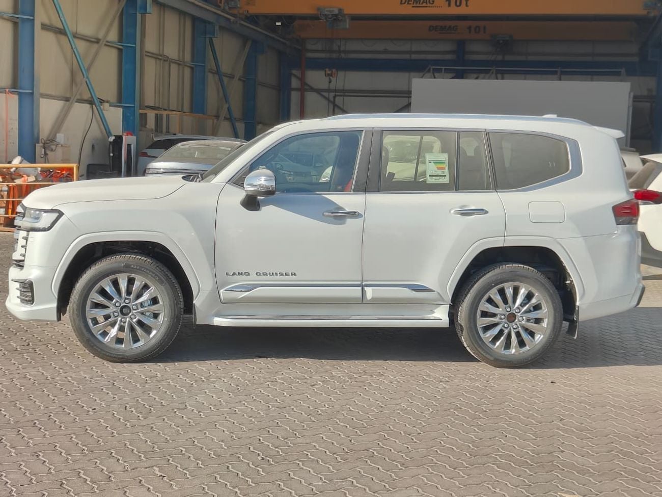 تويوتا لاند كروزر 2026 Toyota Land Cruiser LC300 VXR Full-Option with Radar 3.3L V6 Twin Turbo Diesel A/T Export Only