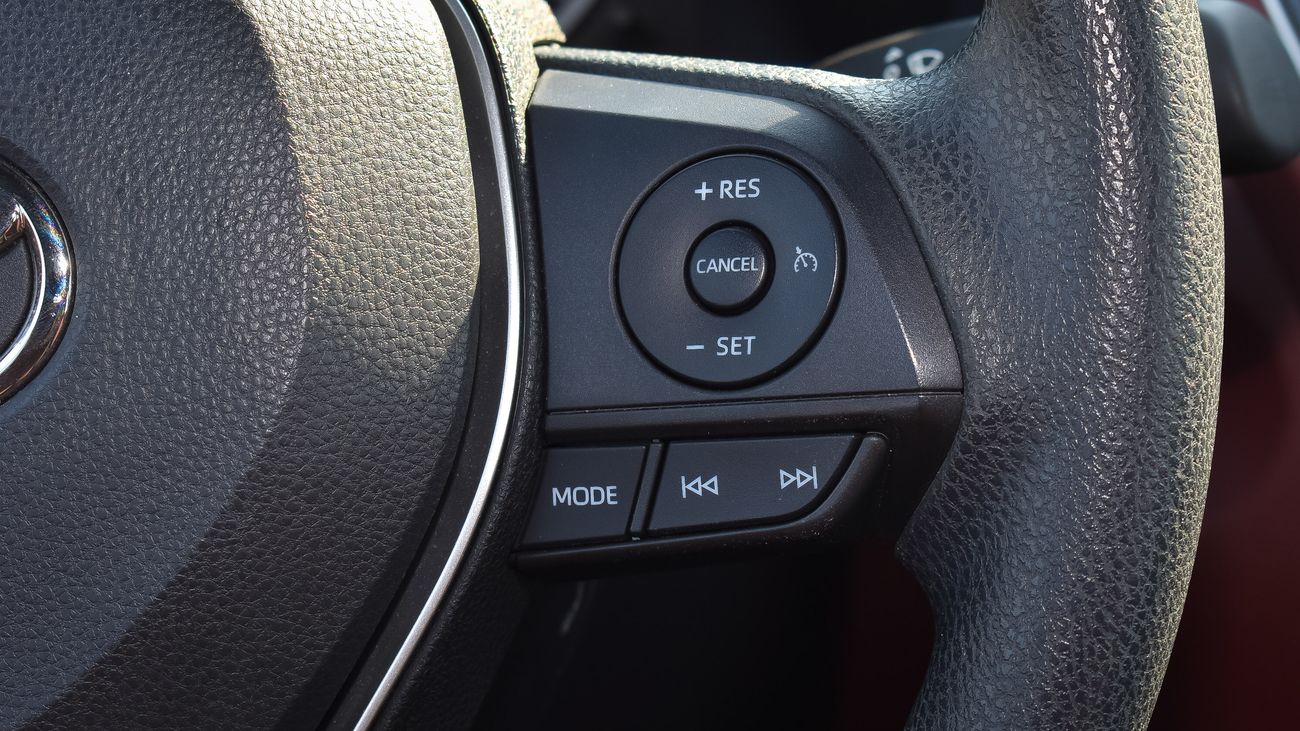 Toyota Corolla Cross 1.8L Hybrid