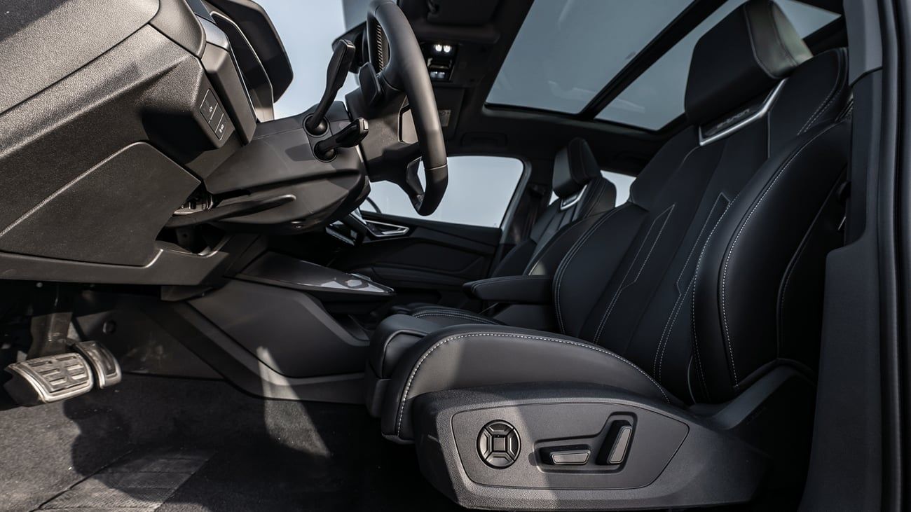 Audi Q4 2025 | AUDI Q4 E-TRON 40 JING VERSION E/V