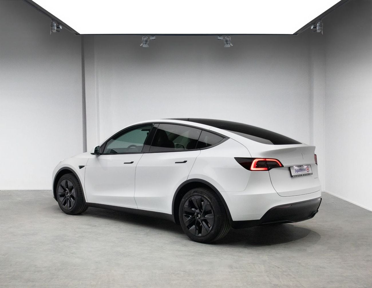 تسلا موديل Y Long Range (AWD)