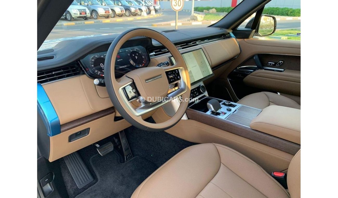 Land Rover Range Rover GCC SPEC UNDER WARRANTY AND SERVICE CONTRACT