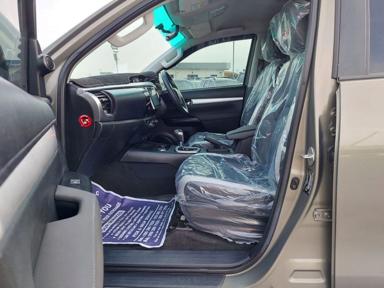 تويوتا هيلوكس GLX TOYOTA HILUX PICKUP RHD 2016 MODEL 2.8 L DIESEL AUTOMATIC(PM79021)