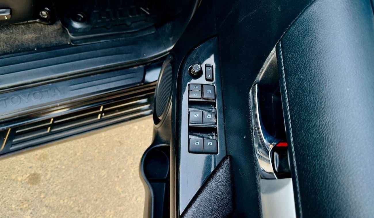 Toyota Hilux PREMIUM CONDITION | RHD | AT | 2018 | 2.8L DIESEL ENGINE | ELECTRIC SEAT