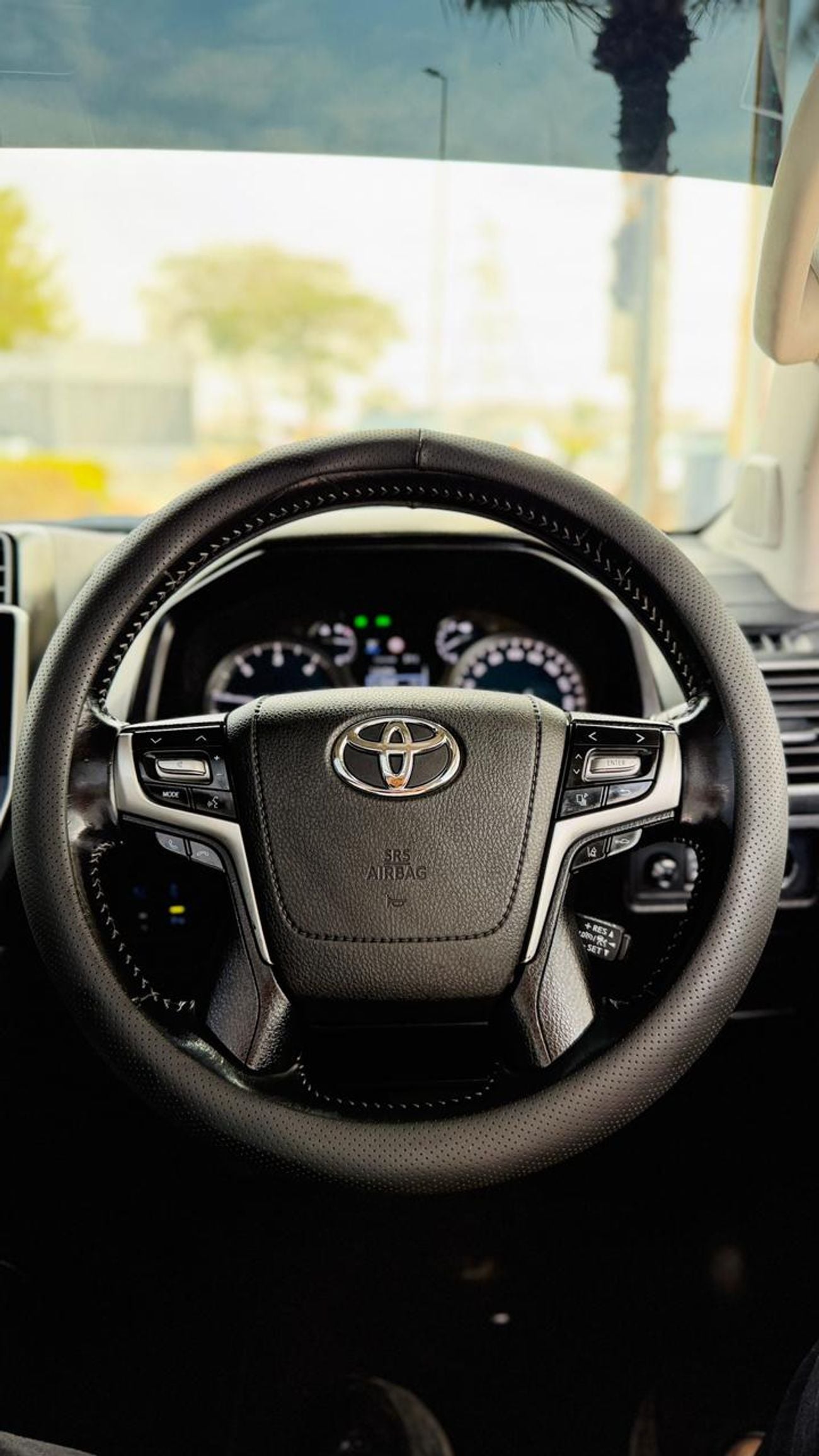 Toyota Prado 2021 | 2.8L DIESEL ENGINE | AT | RHD | SUNROOF | 360 VIEW CAMERA | COOL BOX | DIGITAL ODOMETER | ELE