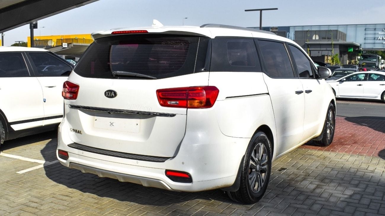 كيا كارنيفال تقبل تصدير