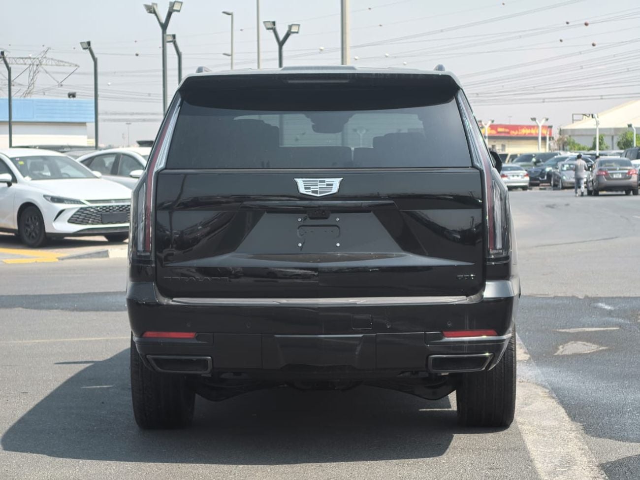 Cadillac Escalade ESV(Long)Sport Platinum Onyx Black Pkg | Fridge | 545k for local registration