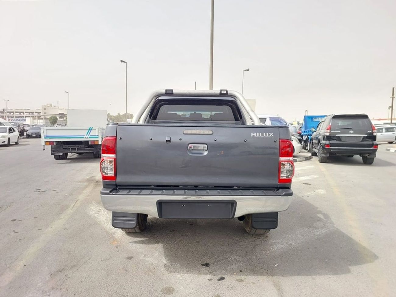 Toyota Hilux TOYOTA HILUX PICKUP RHD 2014 MODEL 3.0 L DIESEL AUTOMATIC(PM49778)