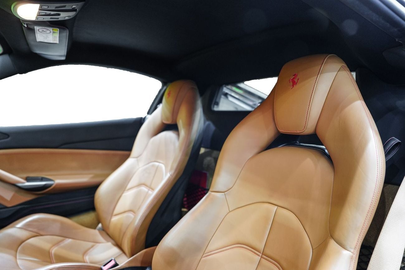 فيراري 488 Std 3.9L