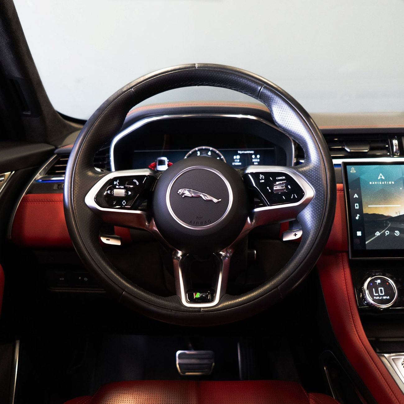 Jaguar F-PACE AED 2,682 pm • 0% Downpayment •  Jaguar F-Pace P400 Sport • 1 Year Warranty