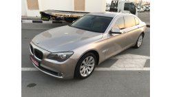 بي أم دبليو 740 BMW 740 2010 model gcc accident free super clean low mileage