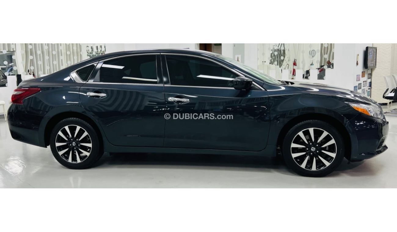 Used Nissan Altima SV GCC .. Original Paint .. Perfect Condition .. 2,5