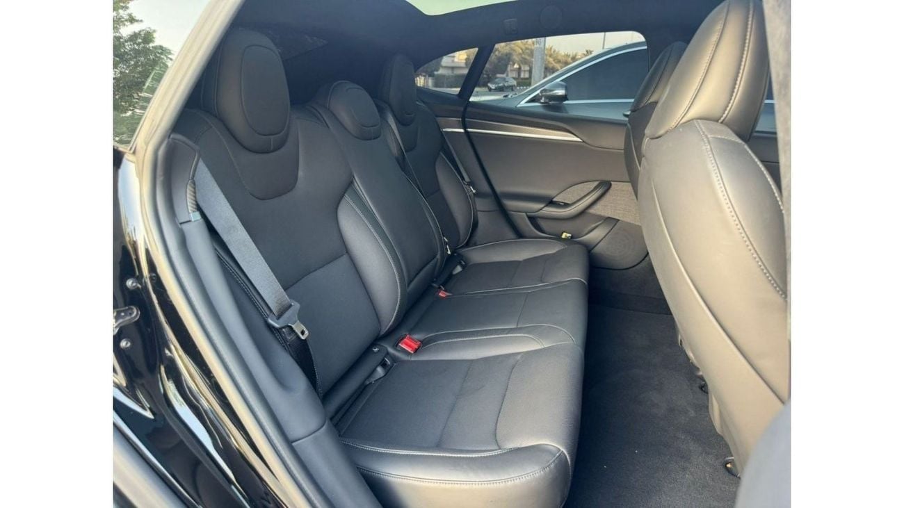 Tesla Model S TESLA MODEL S PLAID MODEL 2023 KILOMETERS 8000 GCC Specs NO ACCIDENT NO PAINT UNDER WARRANTY