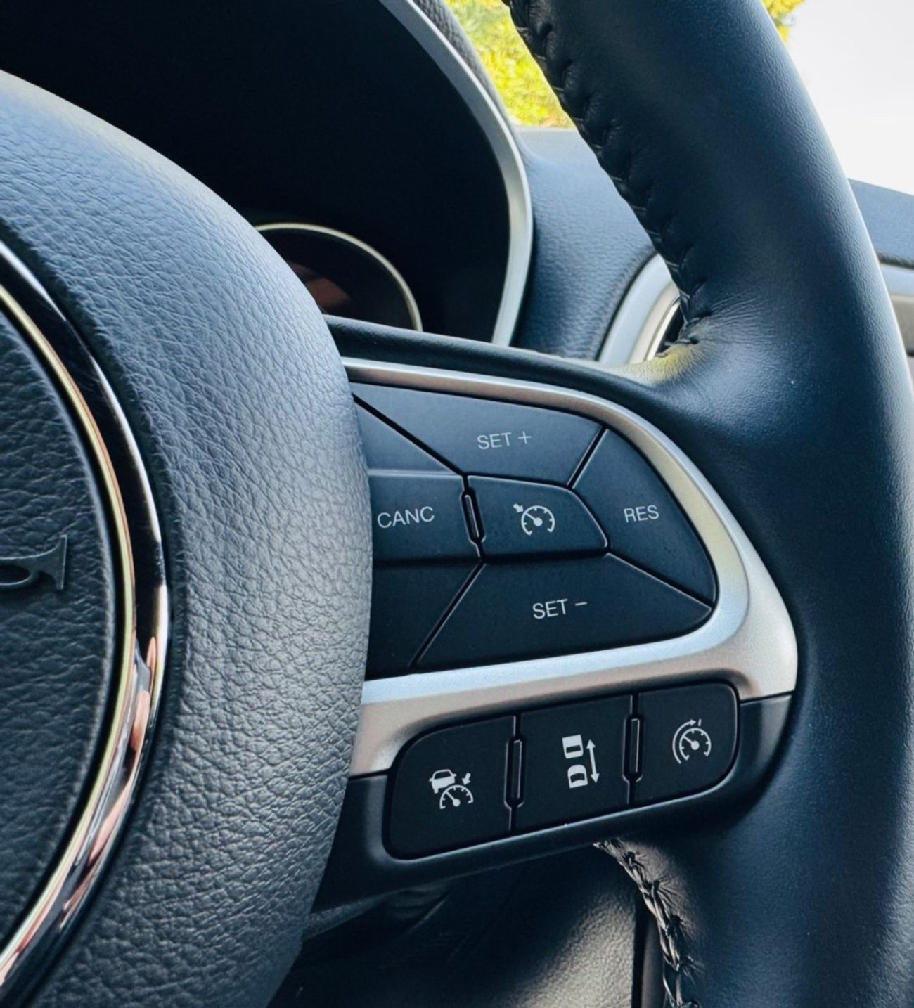 Jeep Compass Limited 2.4L (182 HP)