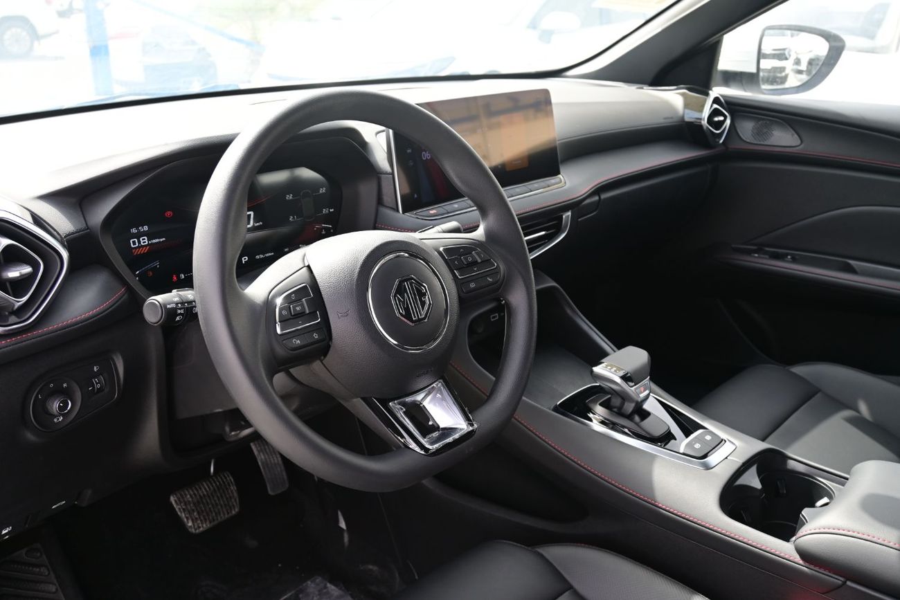 أم جي 5 MG5 1.5L Turbo, Petrol, FWD Model 2025 Color White