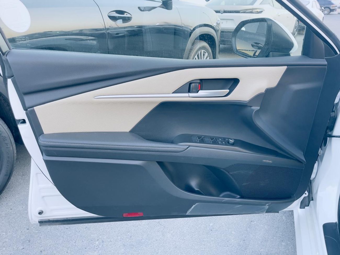 Toyota Camry GLE 2.5L Hybrid