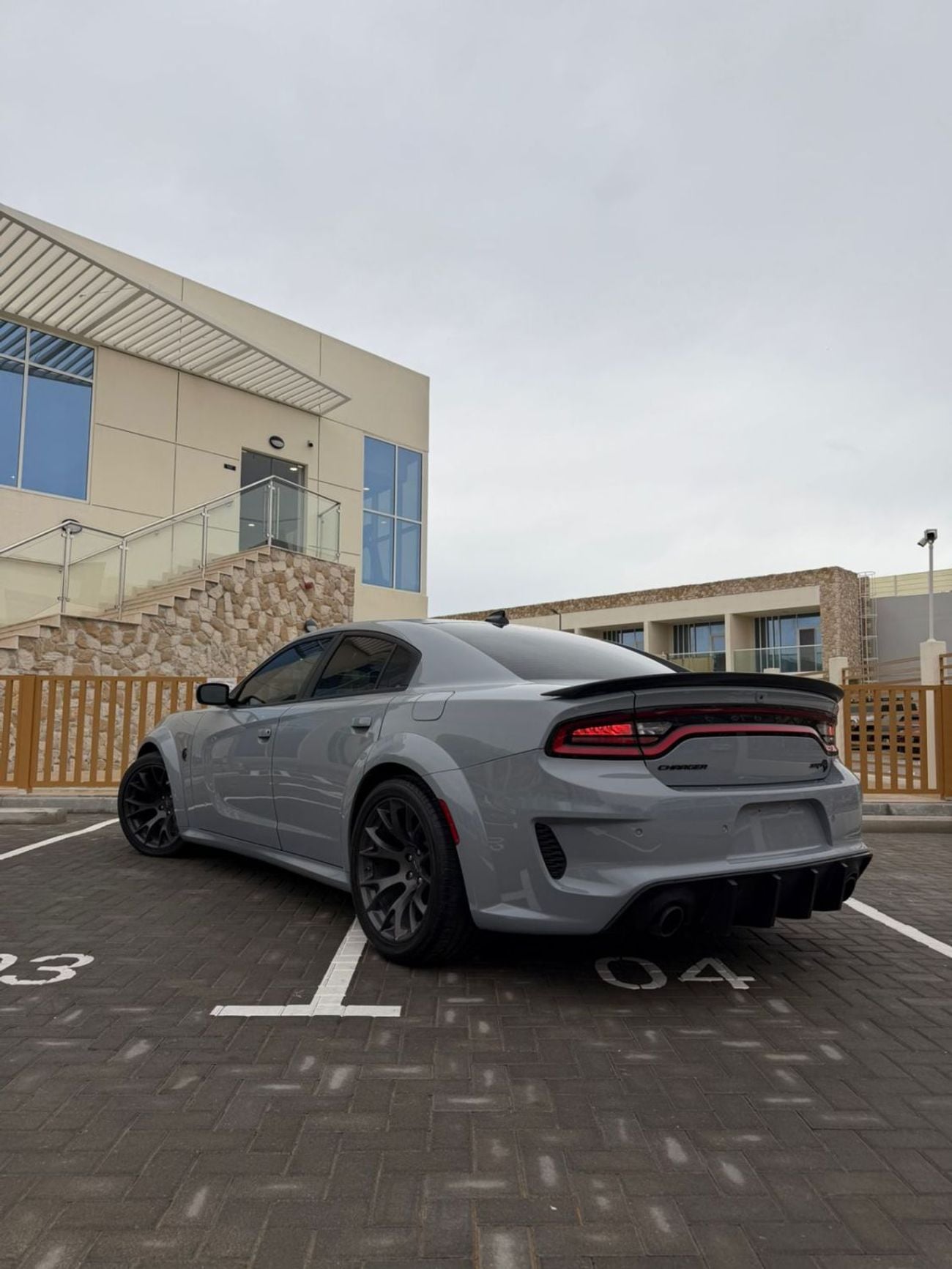 Dodge Charger SRT Hellcat 6.2L (717 HP)