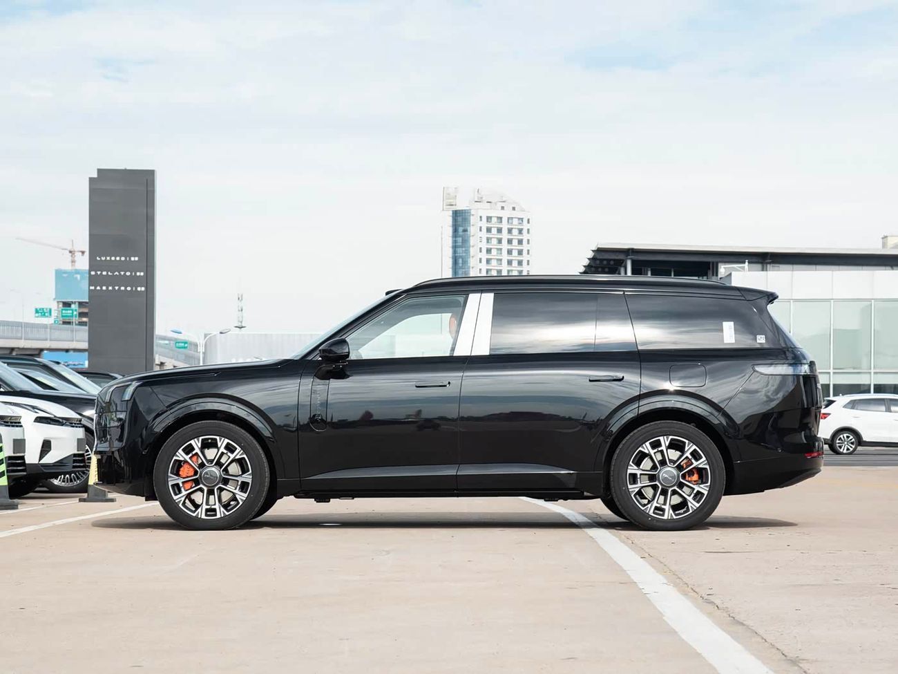 لينك أند كو 900 ULTRA | 208KM | PHEV | 2.0T | DUAL MOTORS | 4WD