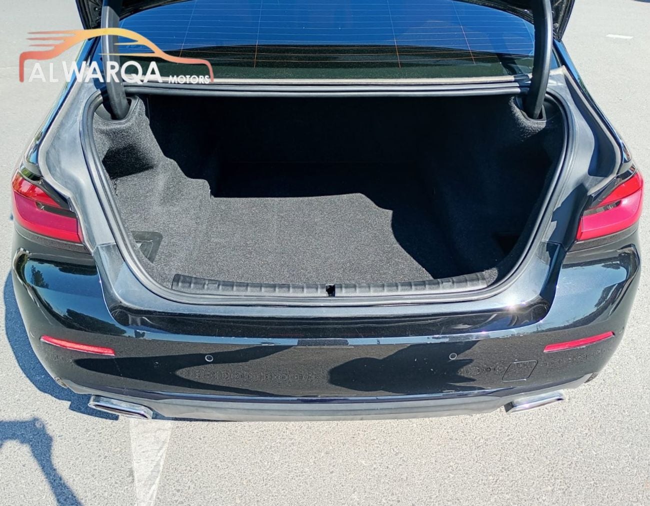 بي أم دبليو 520i Middle East Edition 2.0L