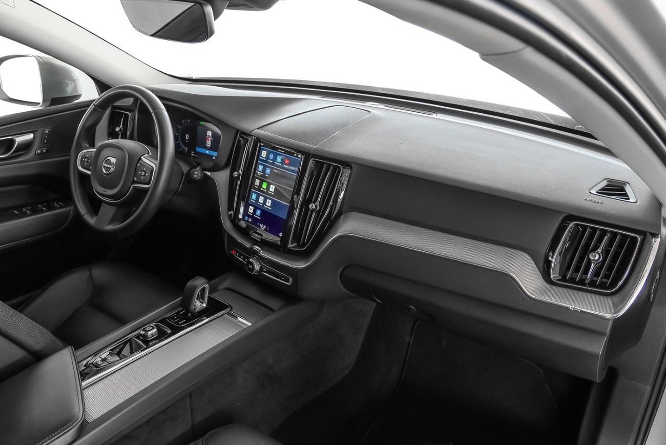 فولفو XC 60 CORE