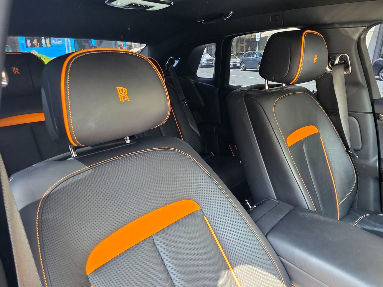 Rolls Royce Ghost BLACK BADGE 2023 GCC, Bespoke Audio, Starlight, Carbon Rims, Dealer Warranty & Service!
